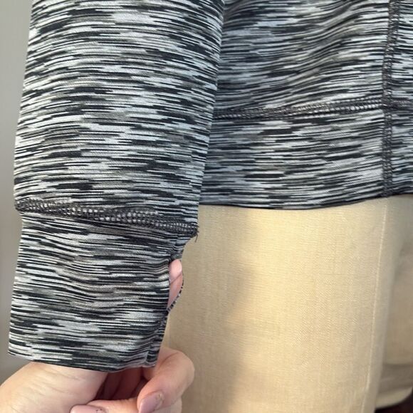 J Crew 1/4 Zip Training Running Long Sleeve Top Size S - Picture 6 of 11